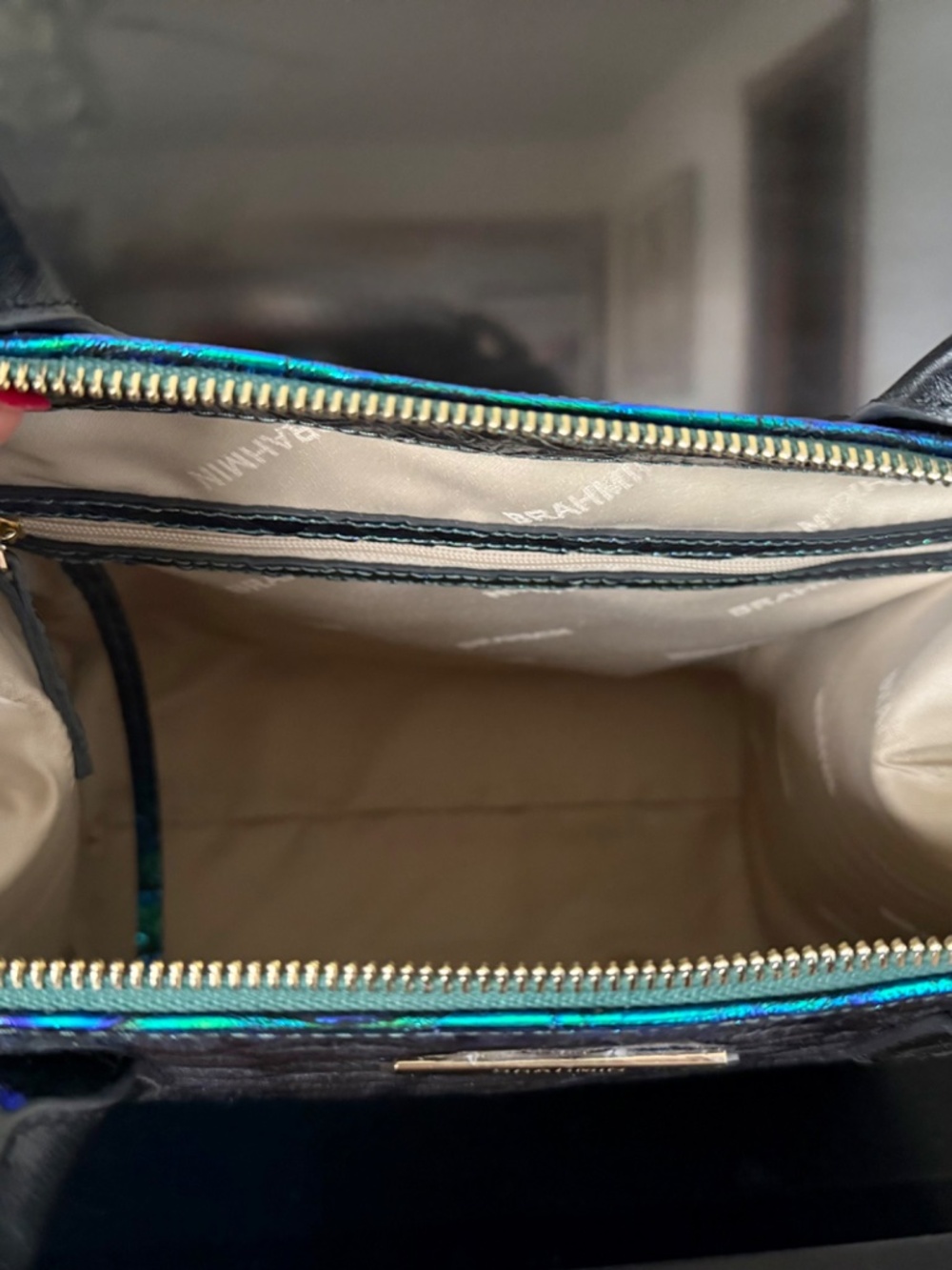 ๐๐ NWT Brahmin Emerald Lulia Caroline Metallic Blue Green Snake Print Bag ๐๐ - Picture 15 of 16